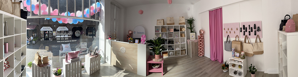 Unser Wunschparadies-Laden mit Geschenkartikeln, Taschen und Dekoration